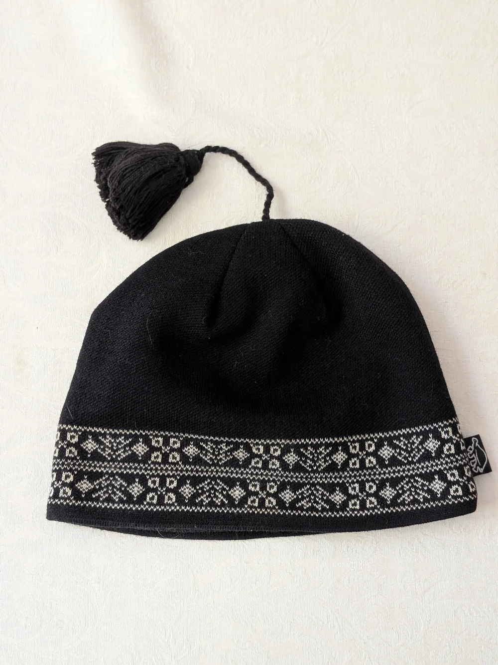 Merino wool knit beanie, Turtle Fur Nordic Fair Isle pattern